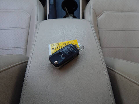 2015 Volkswagen Passat 1.8T Wolfsburg Edition