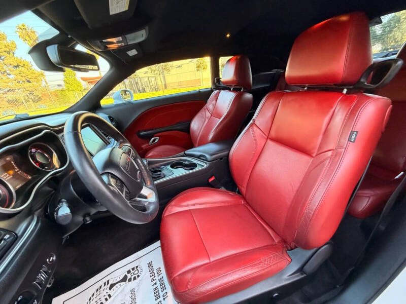 2015 Dodge Challenger