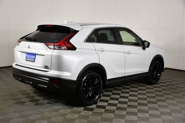 2023 Mitsubishi Eclipse Cross LE