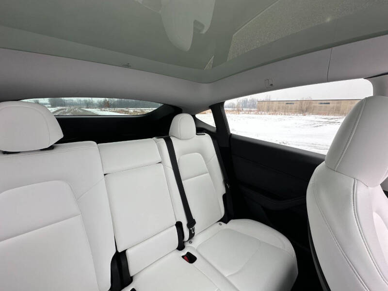 2024 Tesla Model Y Long Range