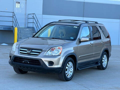 2006 Honda CR-V for sale at Clutch Motors in Lake Bluff IL