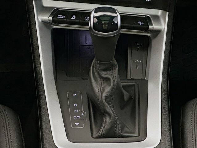 2024 Audi Q3 quattro S line Premium 45 TFSI