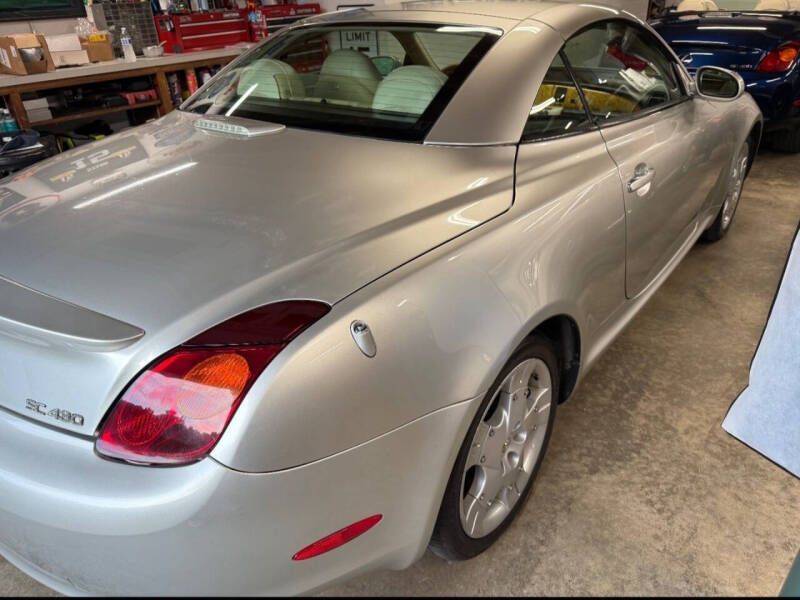 2005 Lexus SC 430
