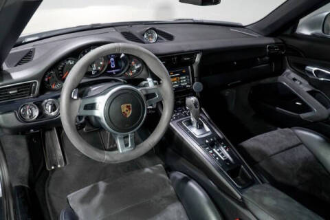 2016 Porsche 911 Carrera GTS