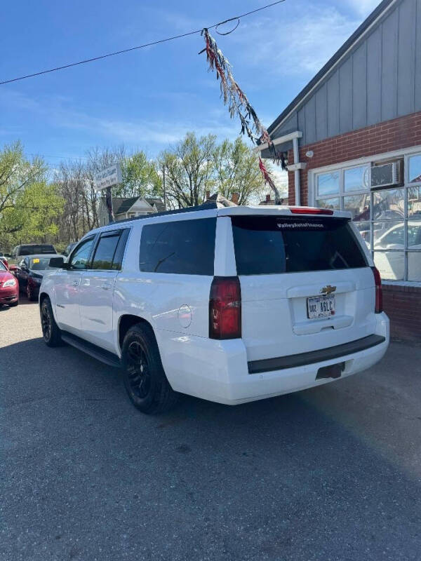 2018 Chevrolet Suburban LT