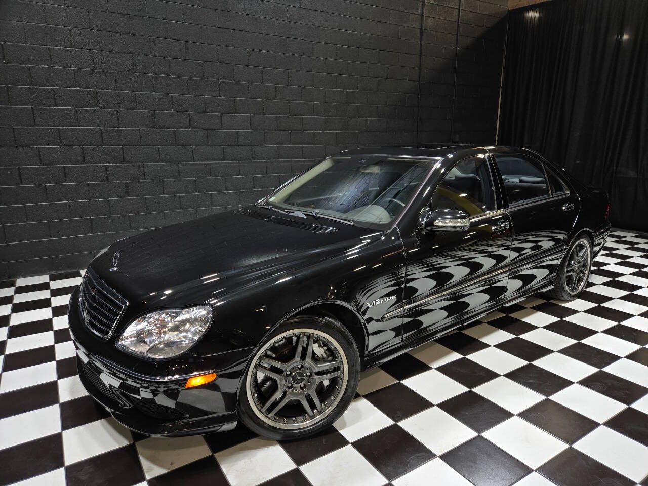 2006 Mercedes-Benz S-Class 83