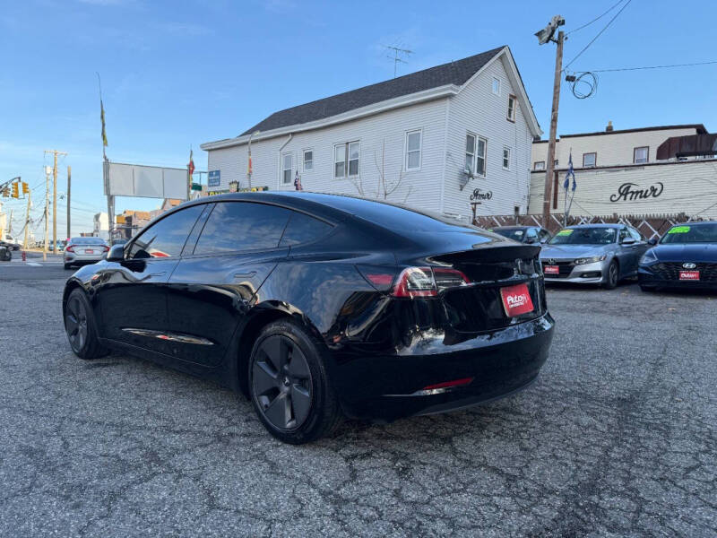 2023 Tesla Model 3 Base photo 4