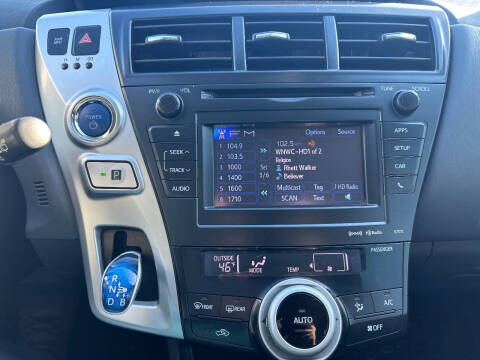 2012 Toyota Prius v Five