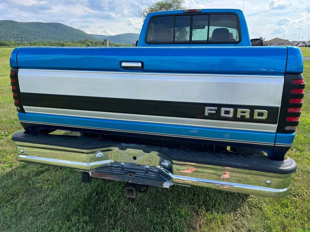 1995 Ford F-150 4