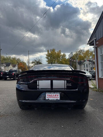 2016 Dodge Charger SXT