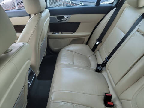 2012 Jaguar XF