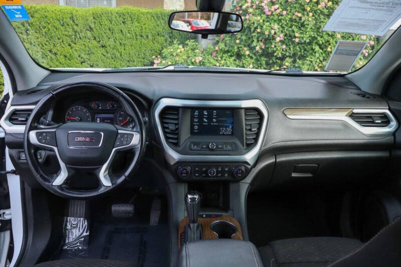 2019 GMC Acadia SLE-1