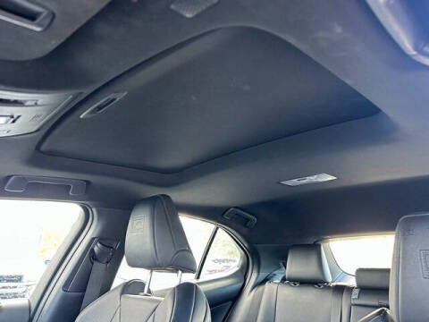 2019 Lexus UX 200 F SPORT