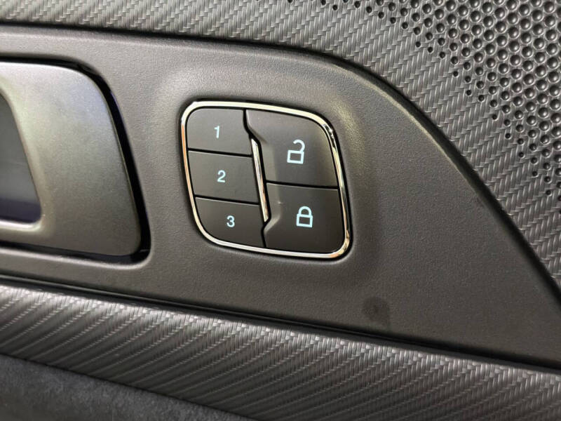 2025 Ford Mustang Dark Horse