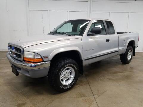 1999 Dodge Dakota for sale at PINGREE AUTO SALES INC in Lake In The Hills IL
