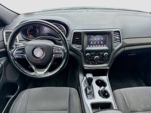 2018 Jeep Grand Cherokee Laredo E