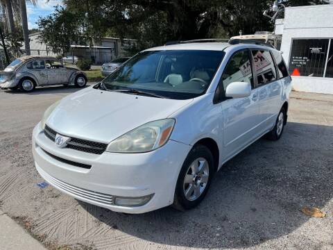 2005 Toyota Sienna for sale at ROYAL MOTOR SALES LLC in Dover FL