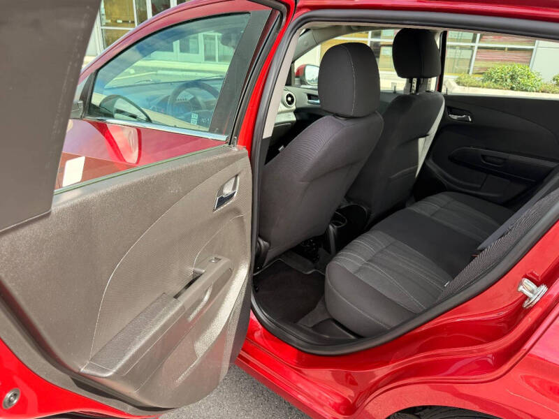 2013 Chevrolet Sonic LT Auto