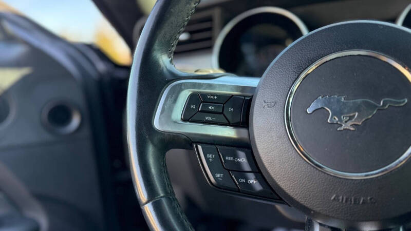 2019 Ford Mustang EcoBoost