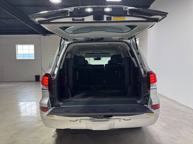 2014 Lexus LX 570