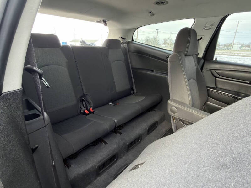 2017 Chevrolet Traverse LT