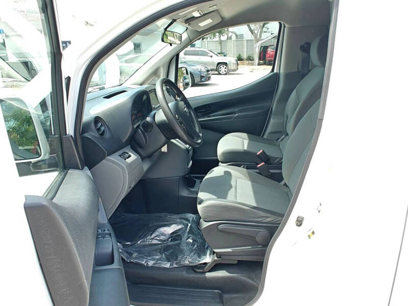 2020 Nissan NV200