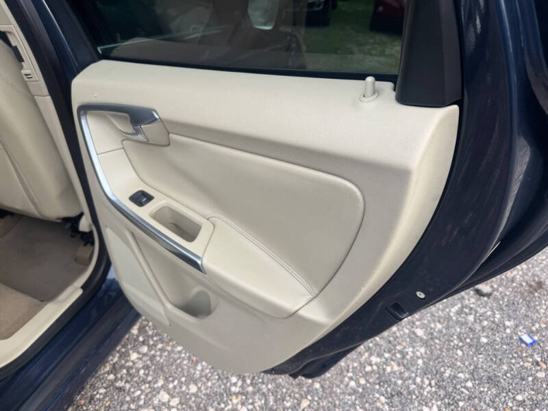 2015 Volvo XC60 T5 Drive-E Platinum