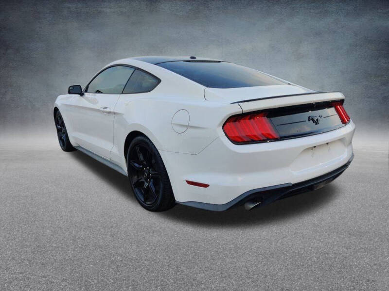 2020 Ford Mustang EcoBoost