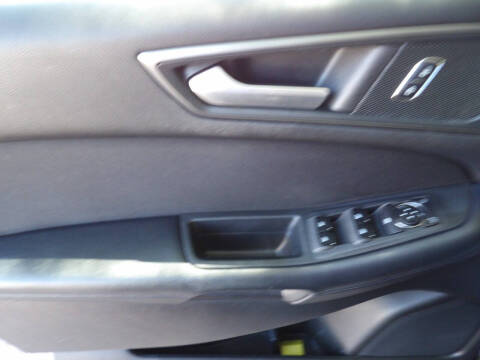2018 Ford Edge SE