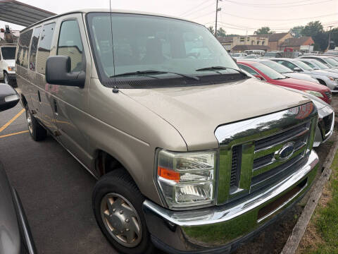 2012 Ford E-Series E-350 SD XLT