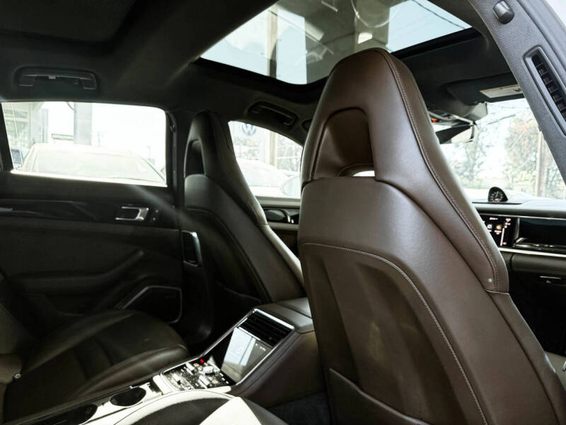 2022 Porsche Panamera 4S E-Hybrid