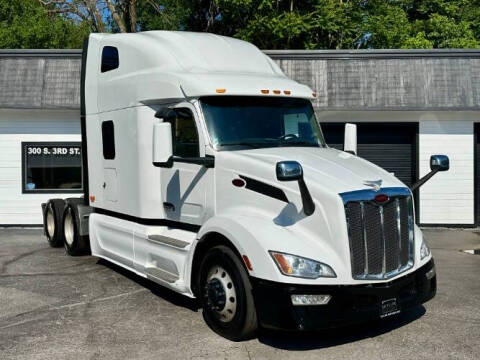 2023 Peterbilt 579
