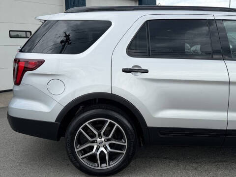 2017 Ford Explorer Sport