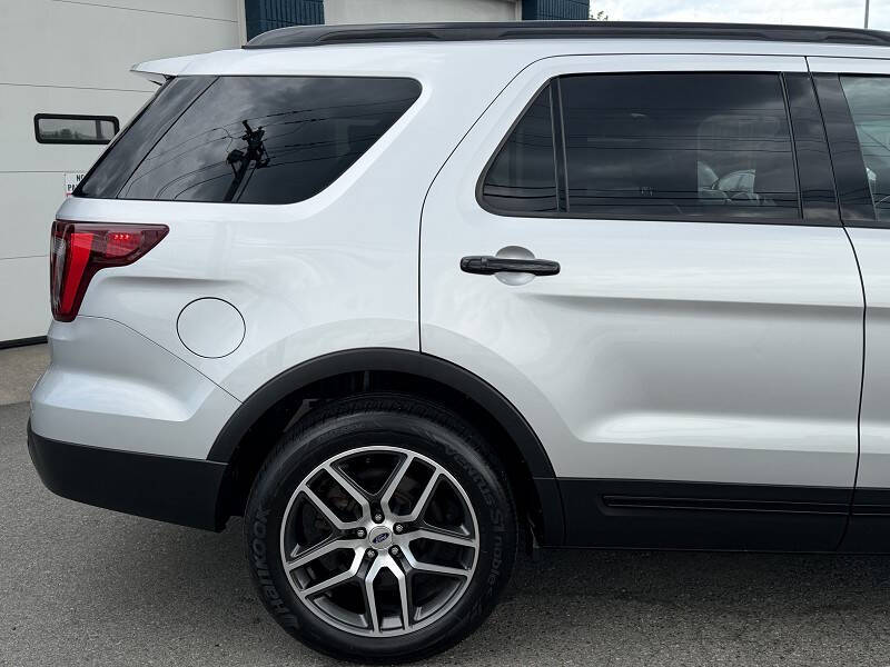 2017 Ford Explorer Sport