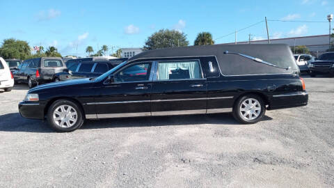 2011 Lincoln Town Car for sale at EZ automobile brokers in Deerfield Beach FL