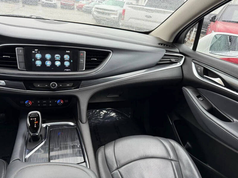 2018 Buick Enclave Essence