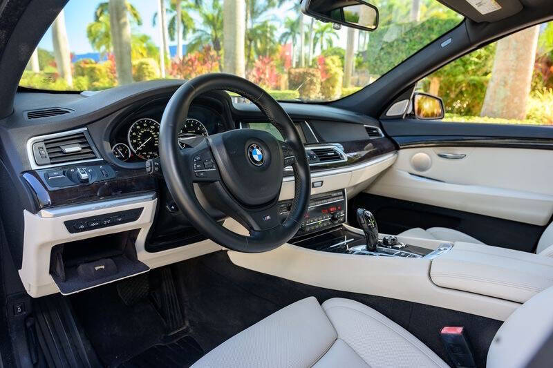 2013 BMW 5 Series 535i Gran Turismo