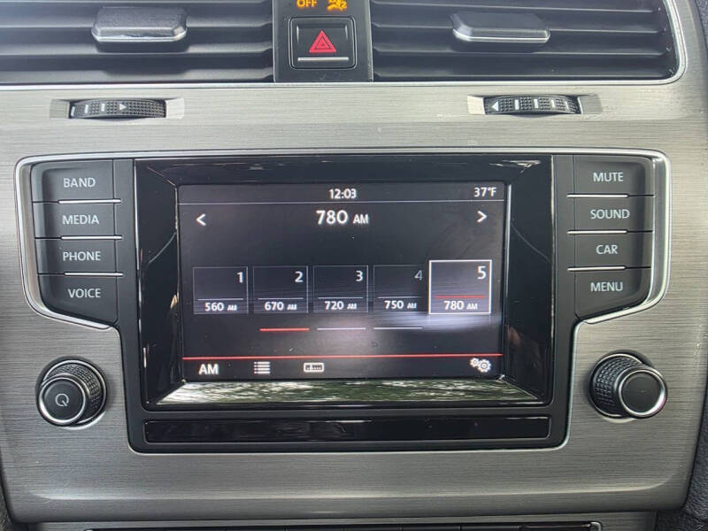 2015 Volkswagen Golf TSI S