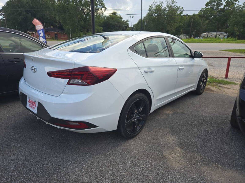 2019 Hyundai Elantra