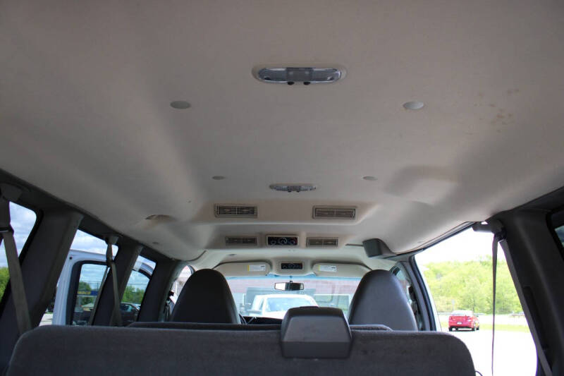 2014 GMC Savana LT 1500