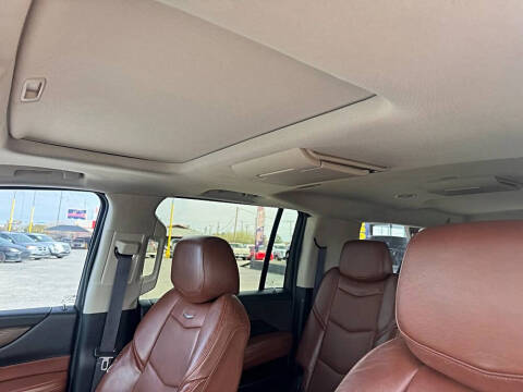 2016 Cadillac Escalade ESV Luxury Collection