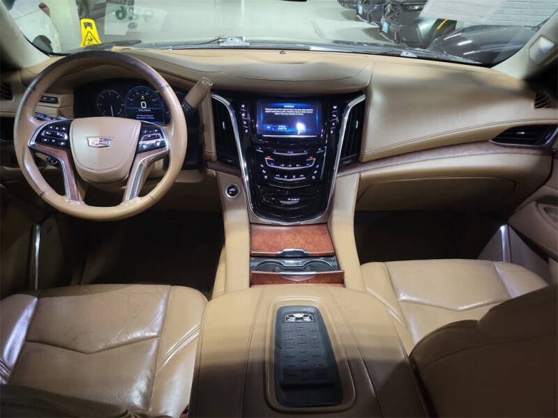 2015 Cadillac Escalade Platinum