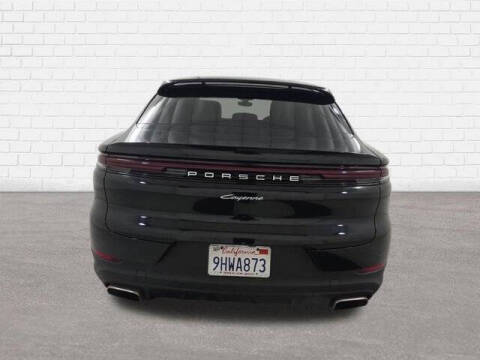 2024 Porsche Cayenne Coupe