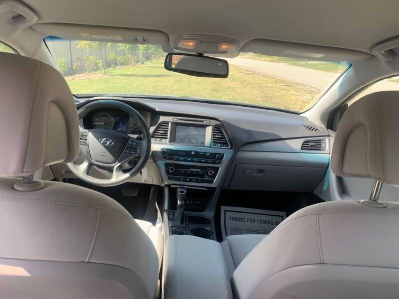 2016 Hyundai Sonata SE