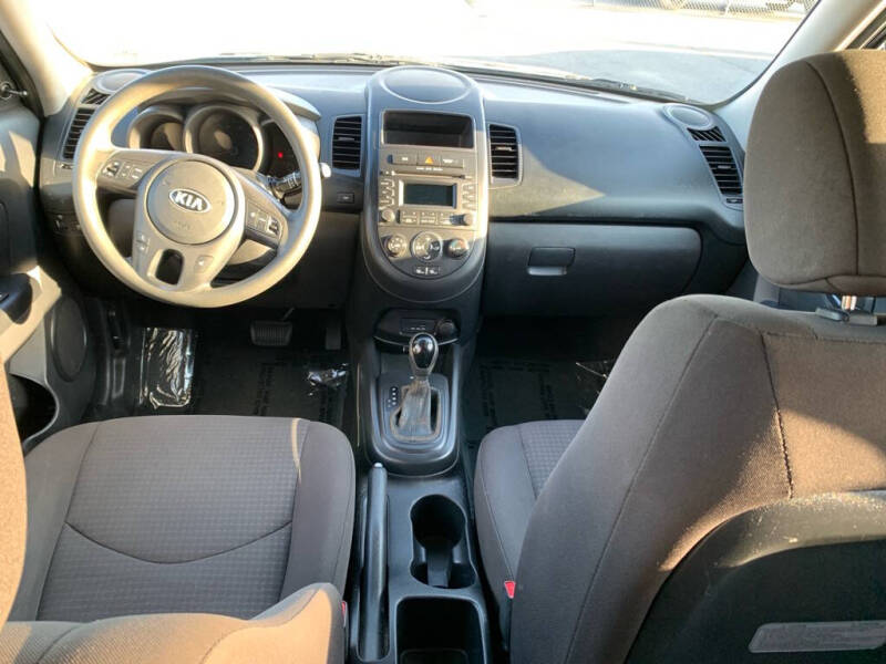 2013 Kia Soul Base photo 12