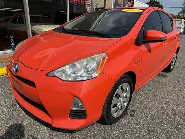 2013 Toyota Prius c Two