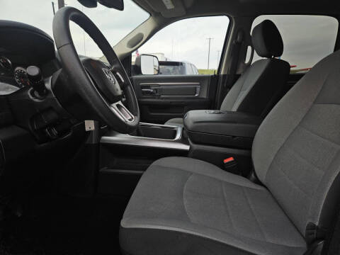 2023 RAM 1500 Classic SLT