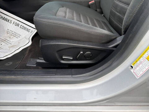 2019 Ford Fusion Hybrid SE