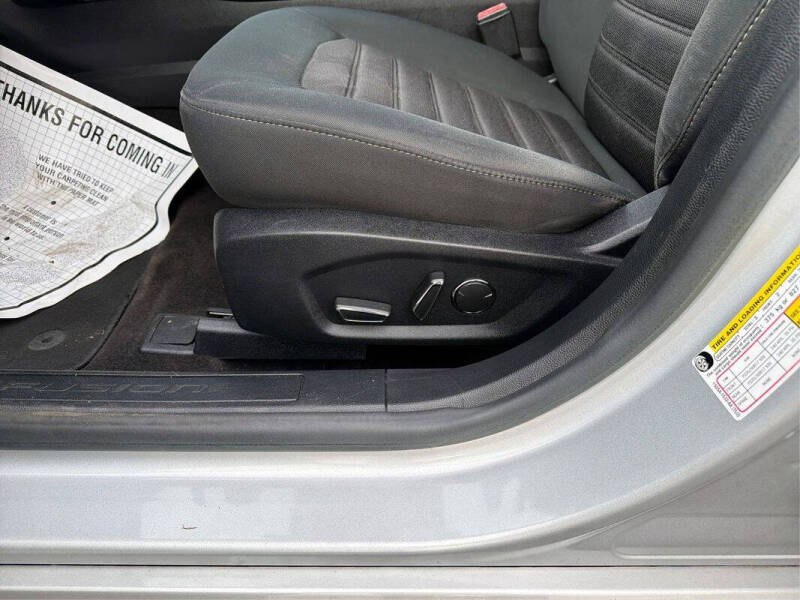 2019 Ford Fusion Hybrid SE