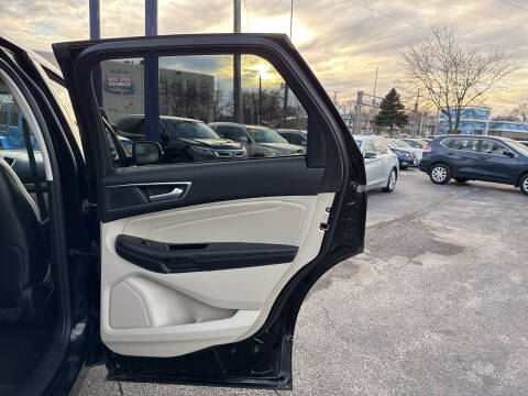 2019 Ford Edge Titanium